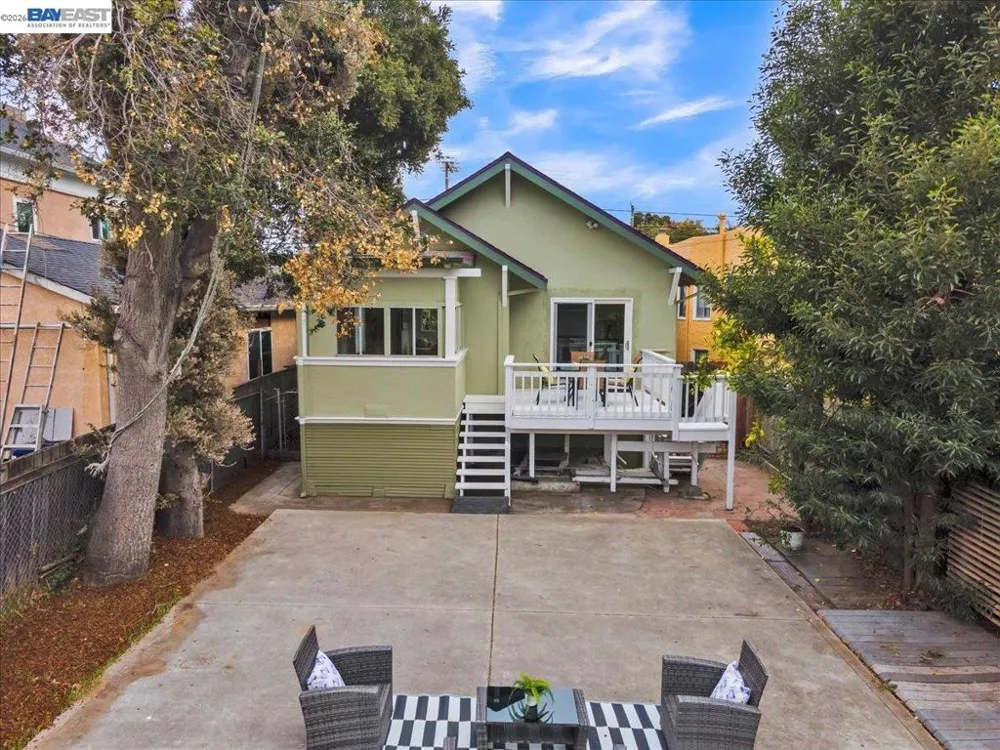 1029 Lincoln Ave Alameda, CA 94501