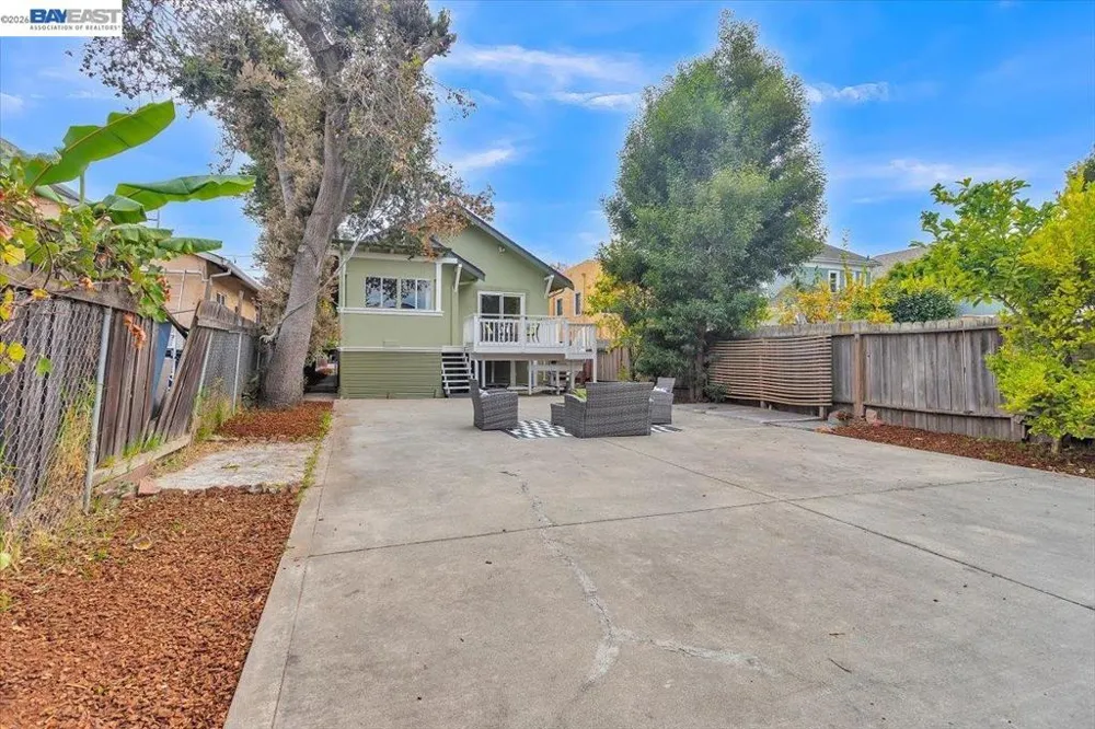 1029 Lincoln Ave Alameda, CA 94501