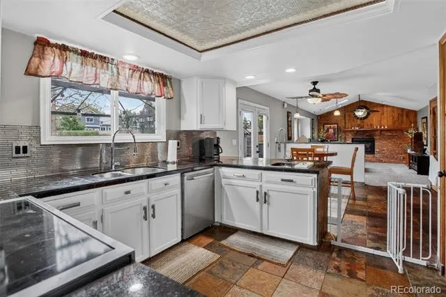 5452 S Zeno Street Centennial, CO 80015