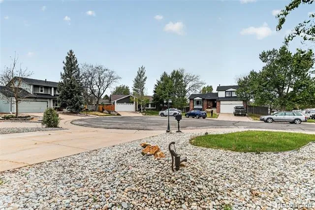 5452 S Zeno Street Centennial, CO 80015