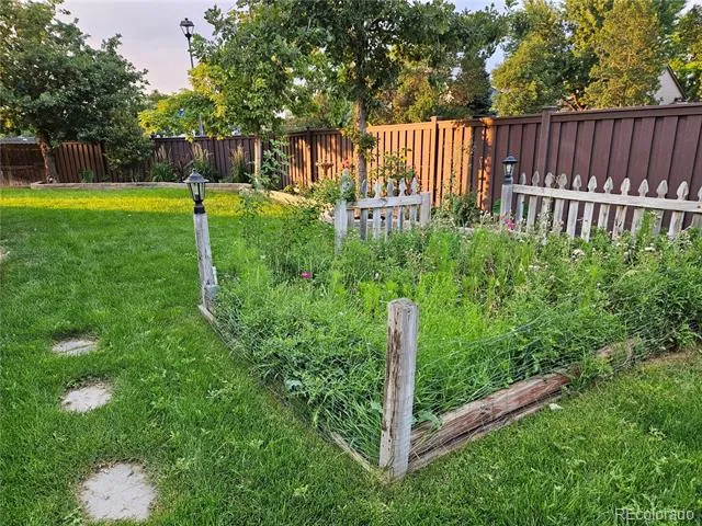5452 S Zeno Street Centennial, CO 80015