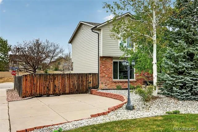 5452 S Zeno Street Centennial, CO 80015