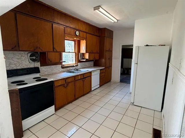 212 2nd Street Iliff, CO 80736