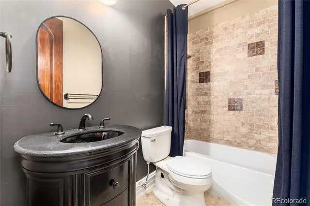 8417 High Ridge Court Castle Pines, CO 80108