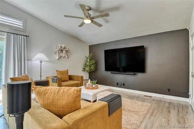 215 Beckers Lane Manitou Springs, CO 80829