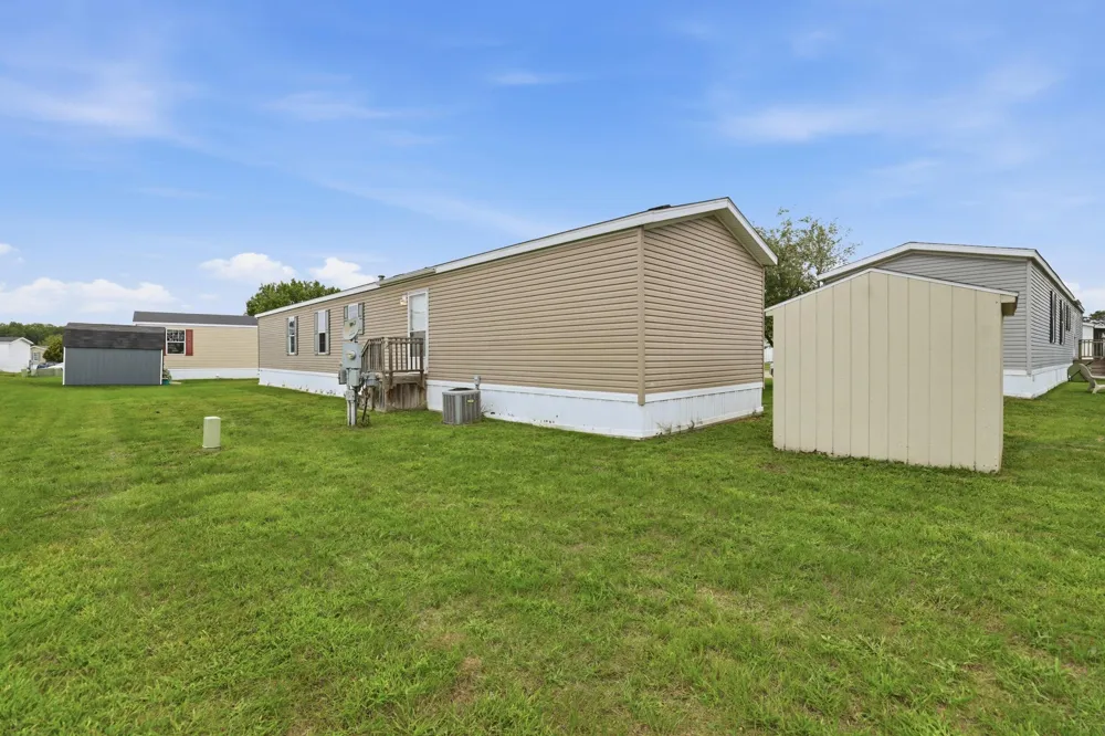 1301 Shadowridge Drive Wayland, MI 49348