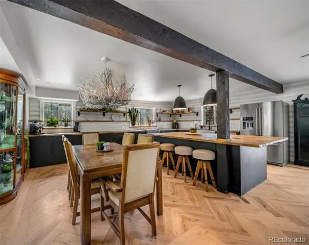 986 Apache Road Florissant, CO 80816