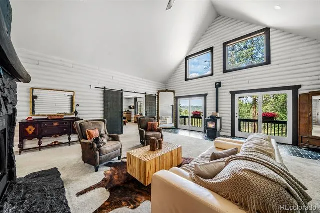 986 Apache Road Florissant, CO 80816