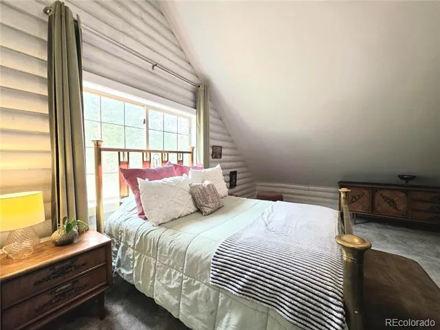 986 Apache Road Florissant, CO 80816