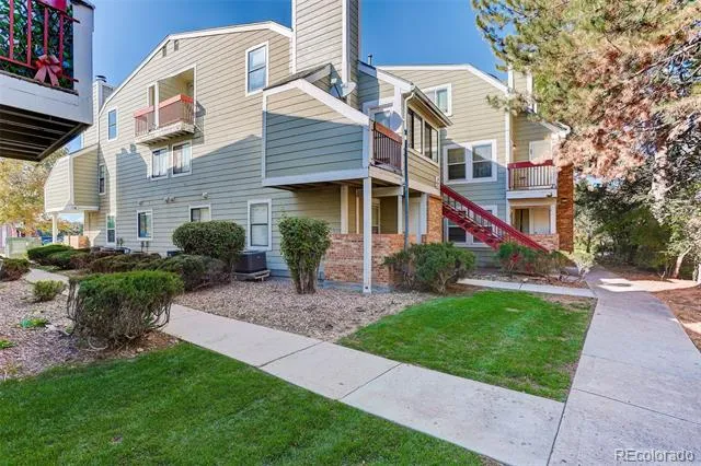 962 S Dearborn Way #12 Aurora, CO 80012