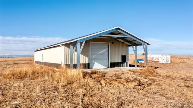 16590 Watkins Road Hudson, CO 80642