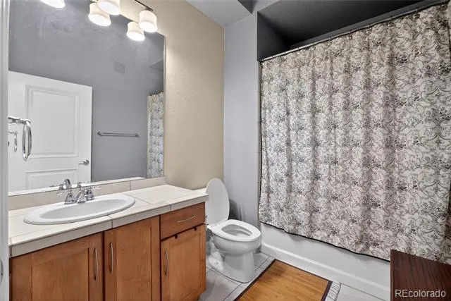 7865 Vallagio Lane #104 Englewood, CO 80112