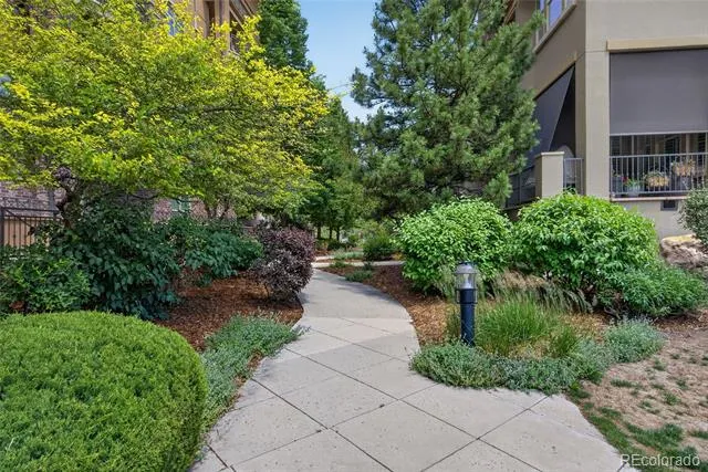 7865 Vallagio Lane #104 Englewood, CO 80112