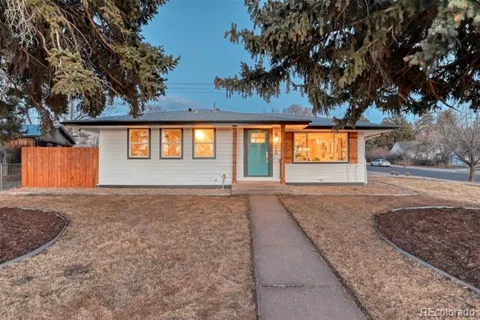 404 Front Street