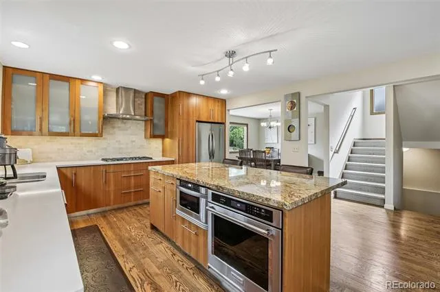 869 W Barberry Circle Louisville, CO 80027