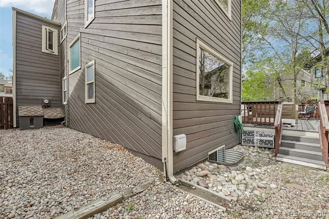 869 W Barberry Circle Louisville, CO 80027