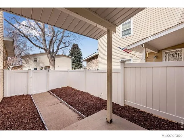 2630 S Vaughn Way #C Aurora, CO 80014