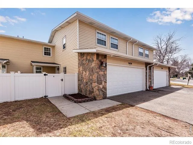 2630 S Vaughn Way #C Aurora, CO 80014