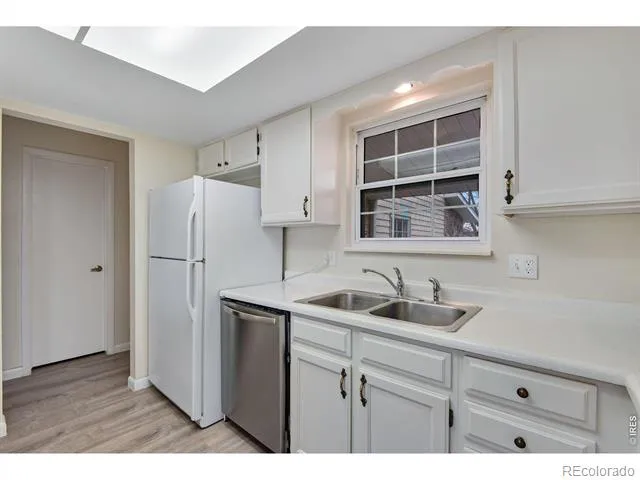 2630 S Vaughn Way #C Aurora, CO 80014