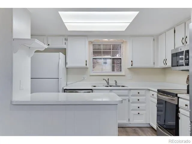 2630 S Vaughn Way #C Aurora, CO 80014