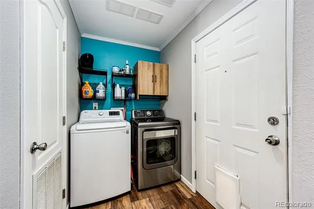 570 4th Street Bennett, CO 80102
