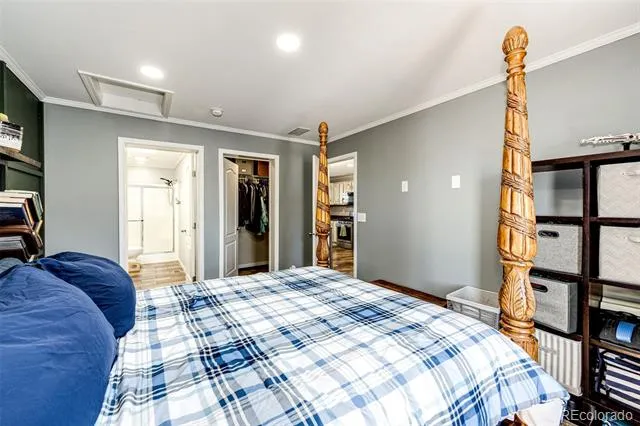 570 4th Street Bennett, CO 80102