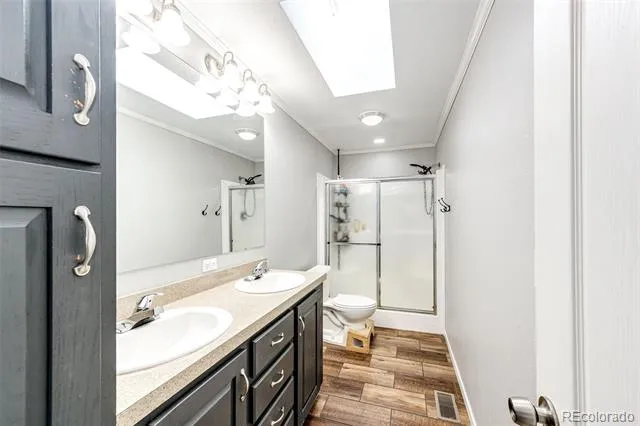 570 4th Street Bennett, CO 80102