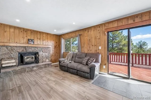 55 W Crosscut Bailey, CO 80421