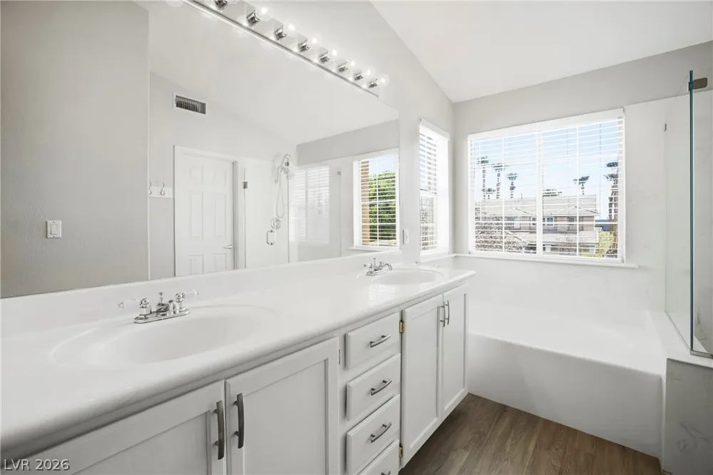 10129 Oakmoor Place Las Vegas, NV 89144