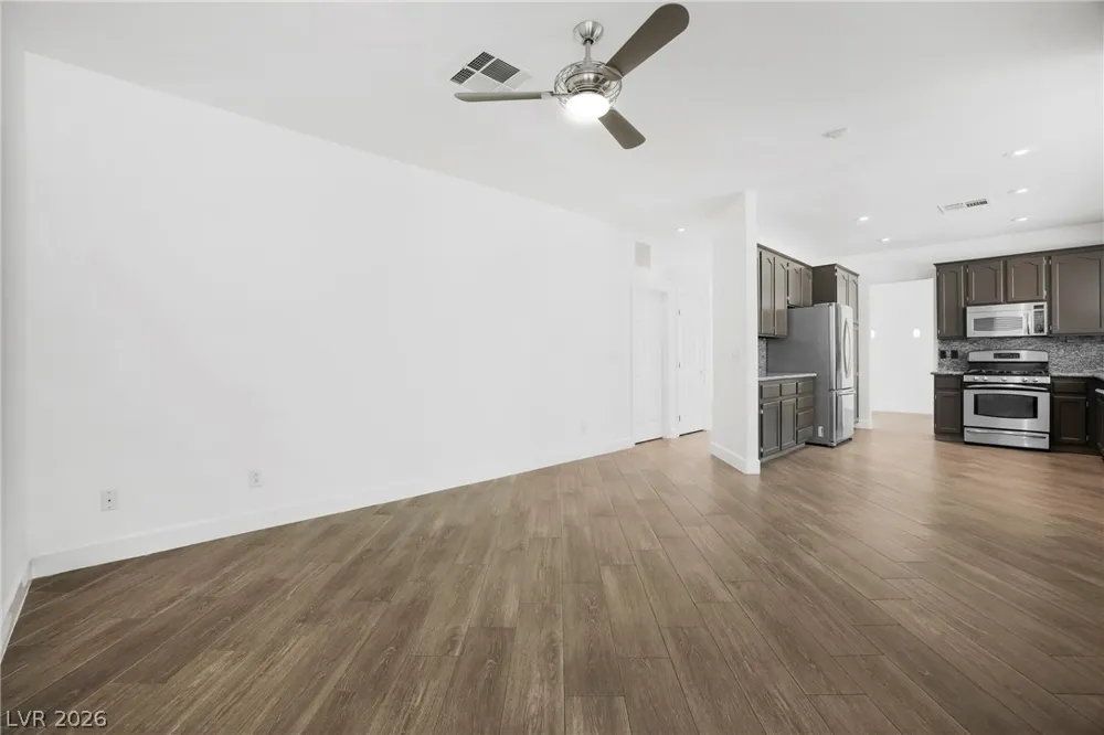 10129 Oakmoor Place Las Vegas, NV 89144
