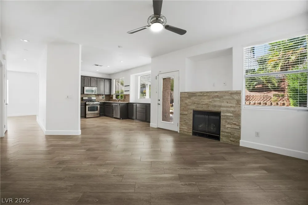10129 Oakmoor Place Las Vegas, NV 89144