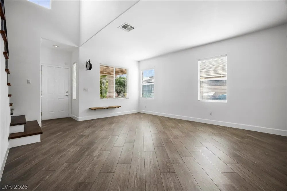 10129 Oakmoor Place Las Vegas, NV 89144