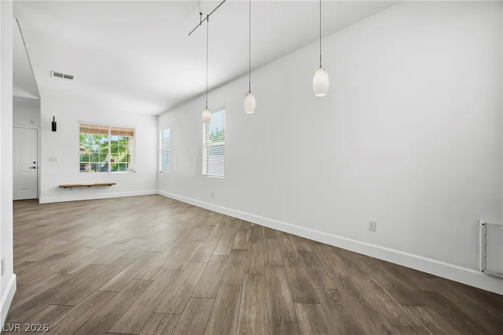 10129 Oakmoor Place Las Vegas, NV 89144