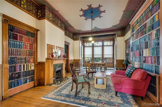 2555 W 37th Avenue Denver, CO 80211