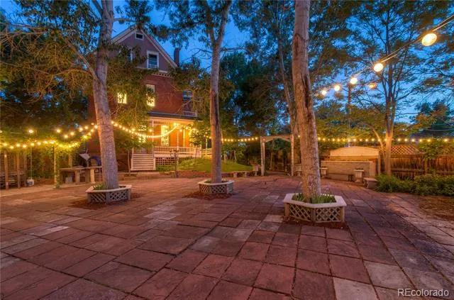 2555 W 37th Avenue Denver, CO 80211