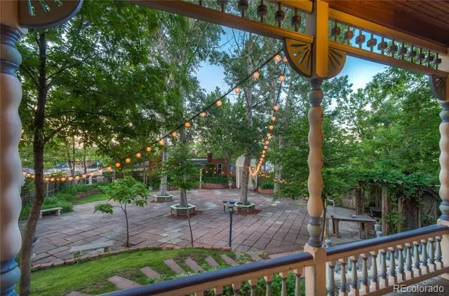 2555 W 37th Avenue Denver, CO 80211