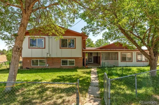 16041 W 74th Avenue Arvada, CO 80007