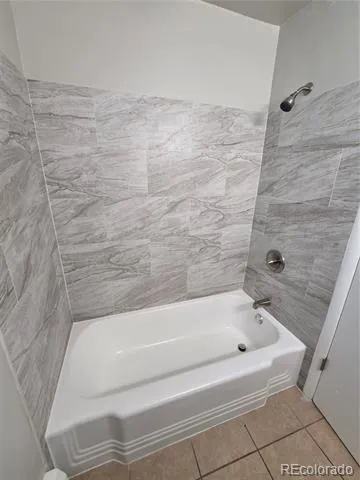 197 E Powers Avenue #4 Littleton, CO 80121
