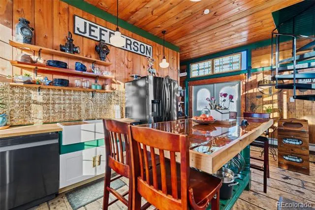 38539 US Highway 285 Jefferson, CO 80456