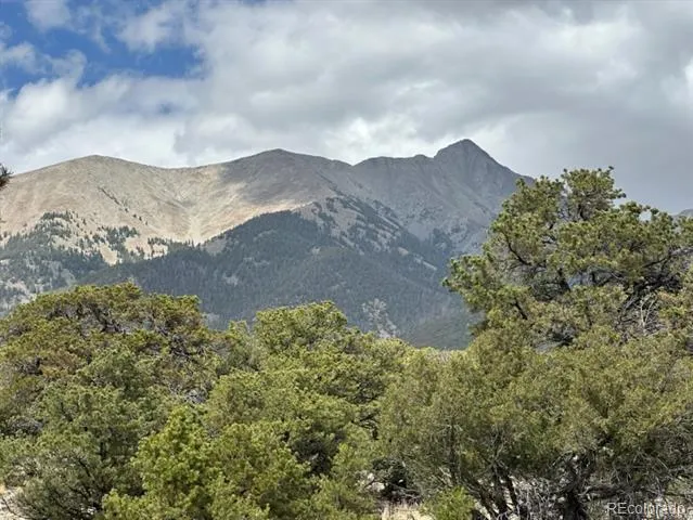14 NN18 STREET Blanca, CO 81123