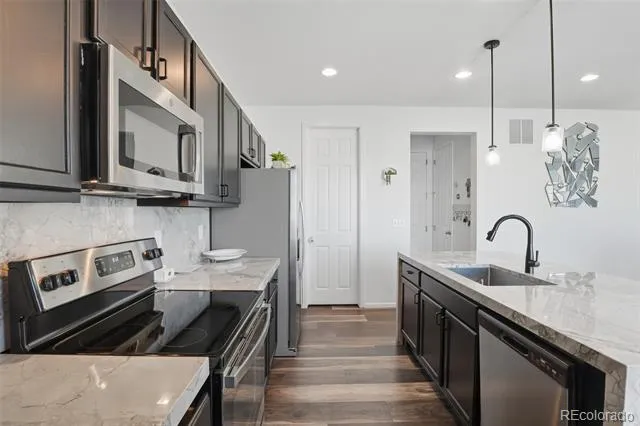 3963 Flat Rock Street Aurora, CO 80019