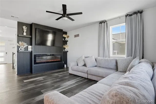 3963 Flat Rock Street Aurora, CO 80019