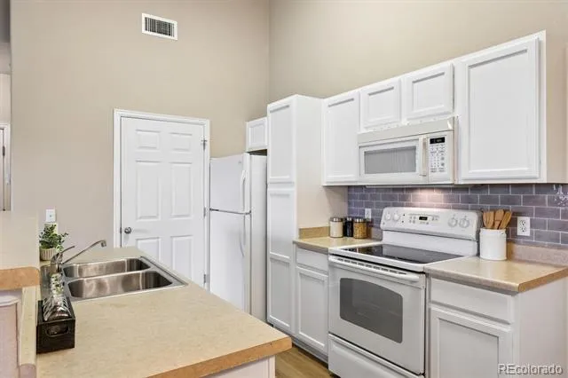 8073 W 51st Place #302 Arvada, CO 80002
