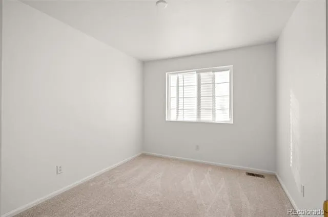 2824 S Walden Way Aurora, CO 80013