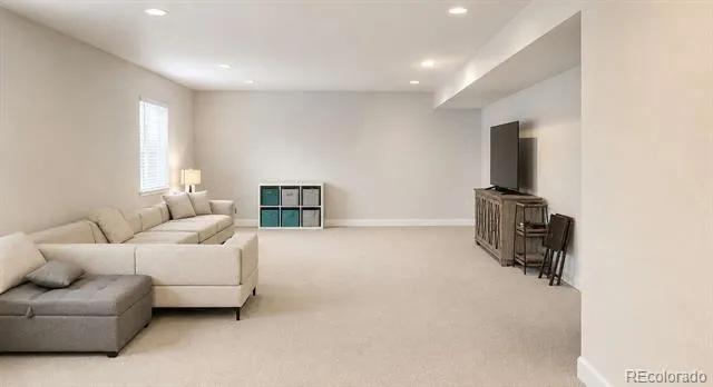 7768 S Old Hammer Way Aurora, CO 80016