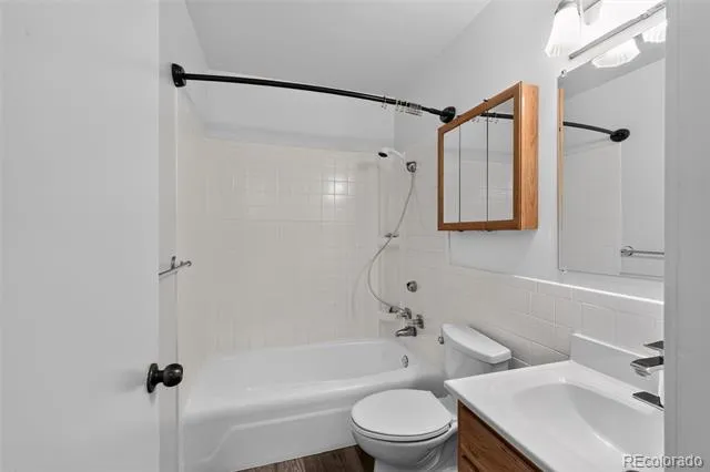 1730 Hoffman Way Denver, CO 80229