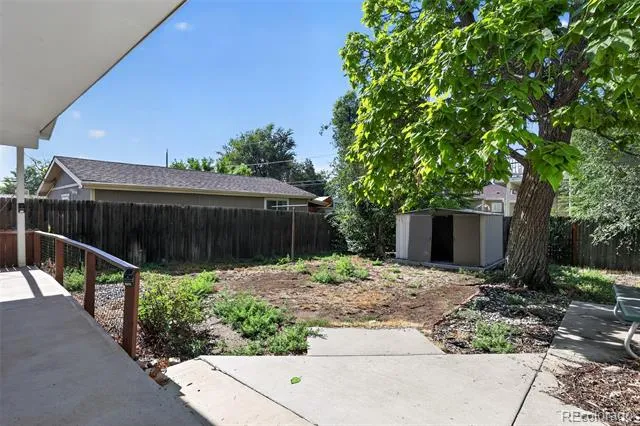 1730 Hoffman Way Denver, CO 80229
