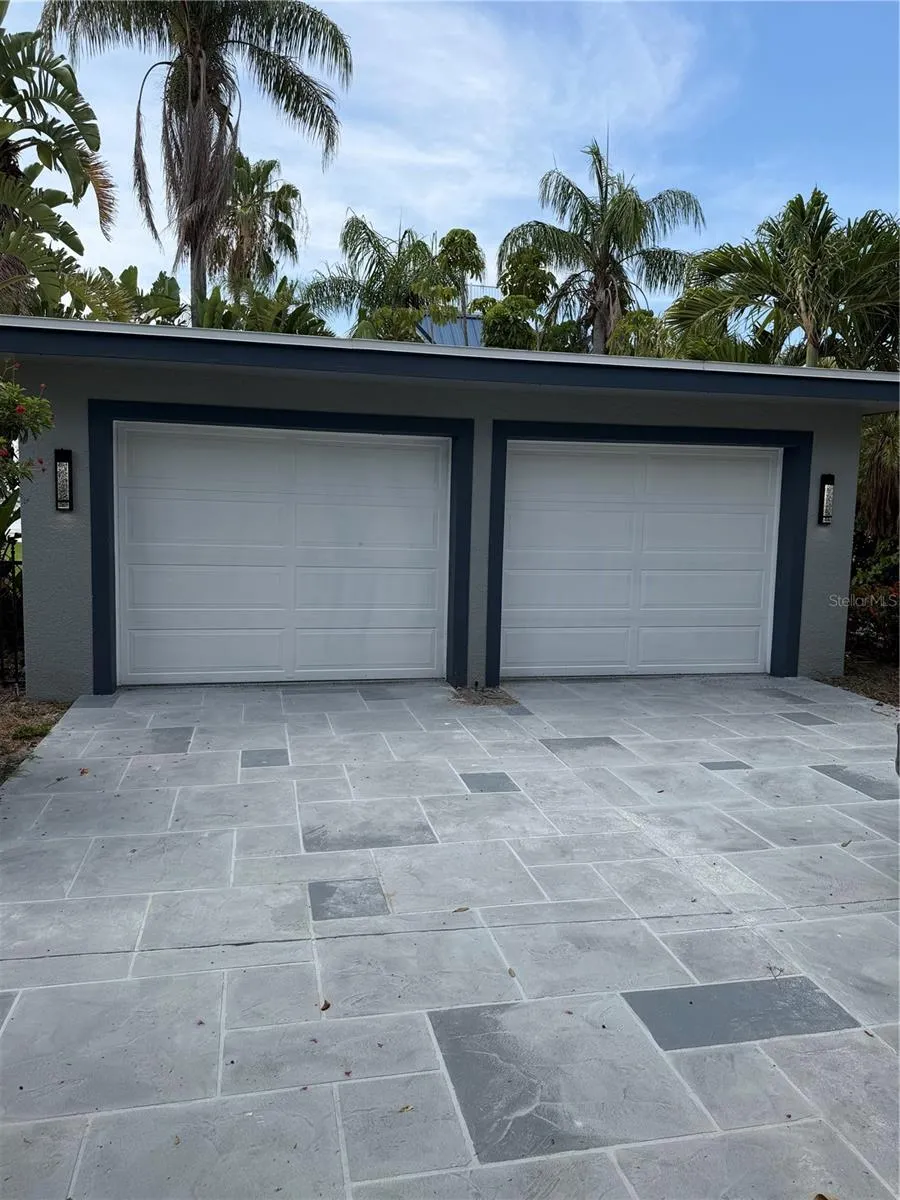 887 S GULFVIEW BOULEVARD Clearwater Beach, FL 33767
