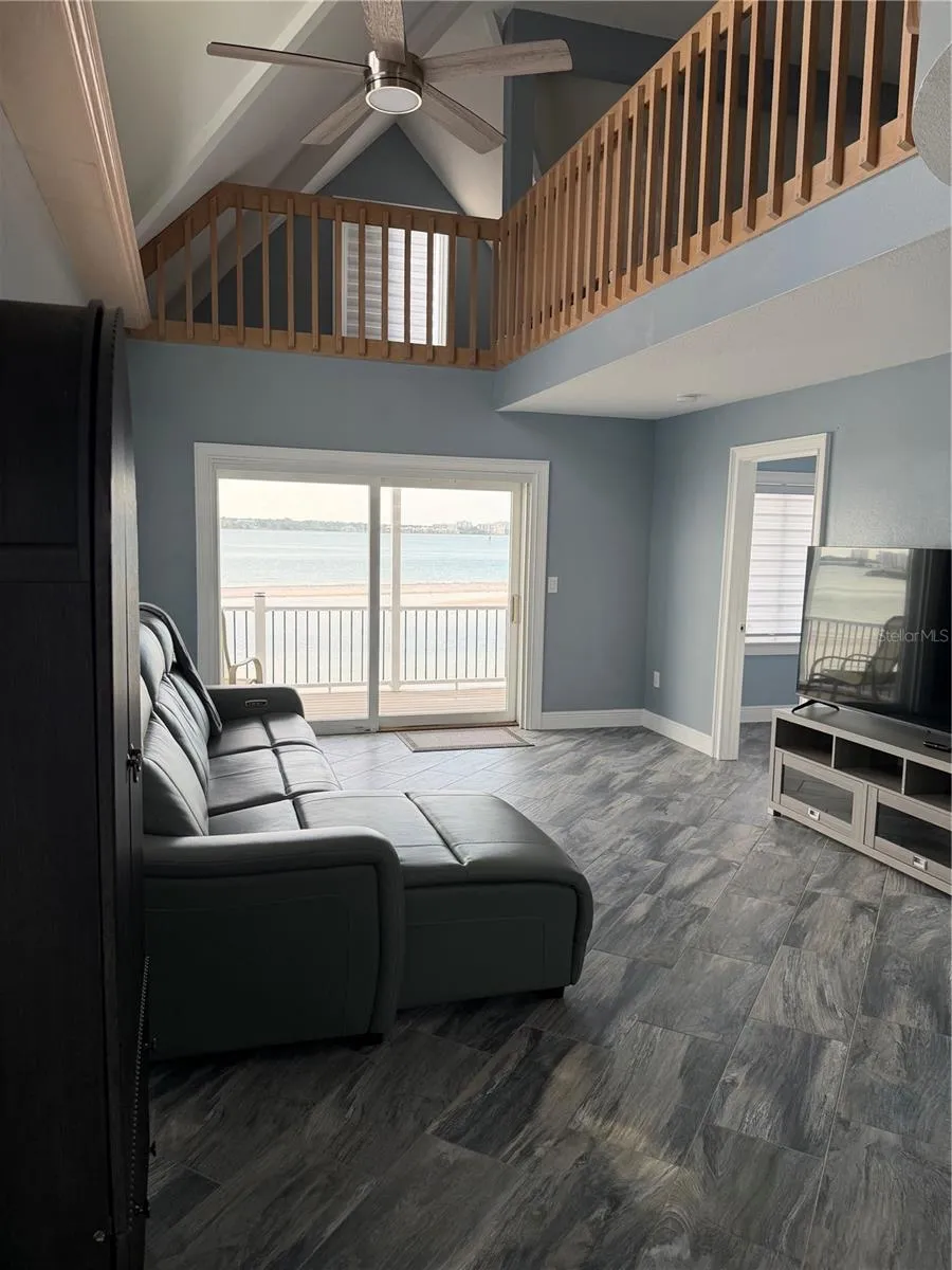 887 S GULFVIEW BOULEVARD Clearwater Beach, FL 33767