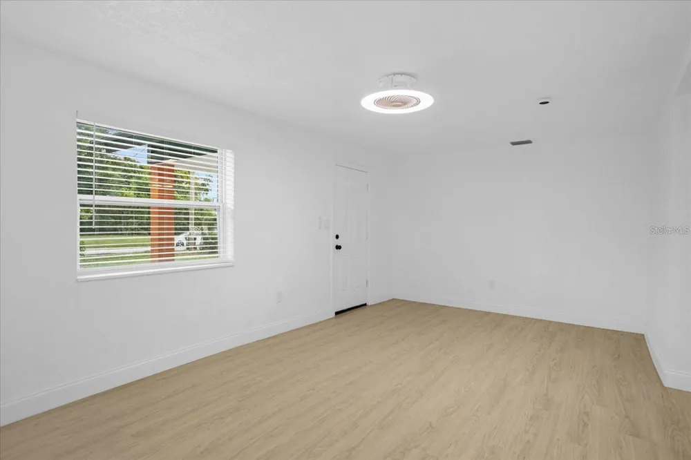 812 W MILLER STREET Orlando, FL 32805